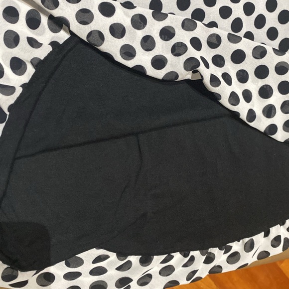 Today Black & White Polka Dot sleeveless Top. - Picture 6 of 6
